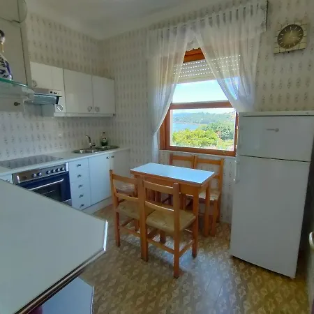 Casa Cabaleiro بيت للعطل *